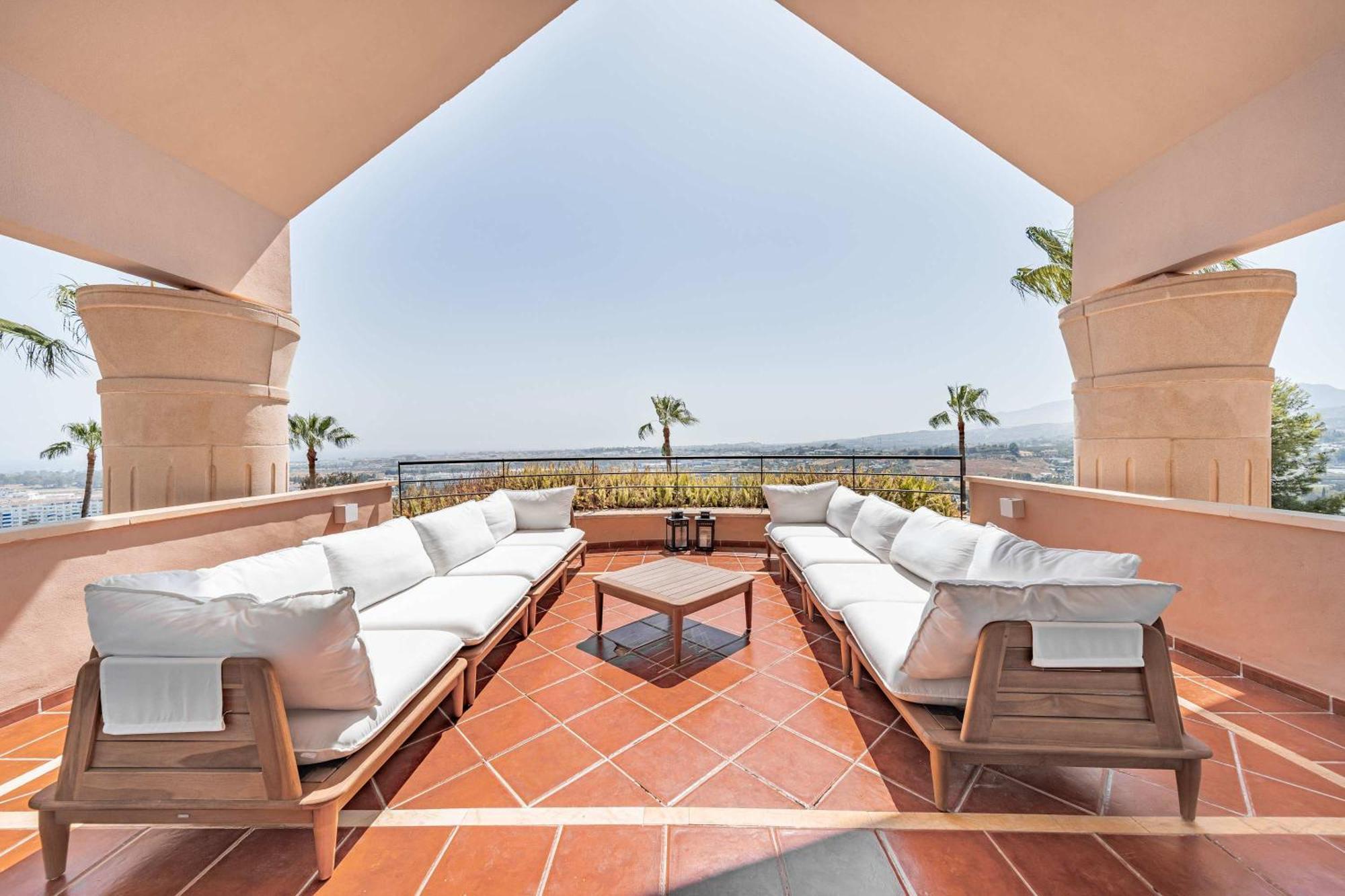 Heated Rooftop Pool Penthouse Views Magna Marbella Exterior foto